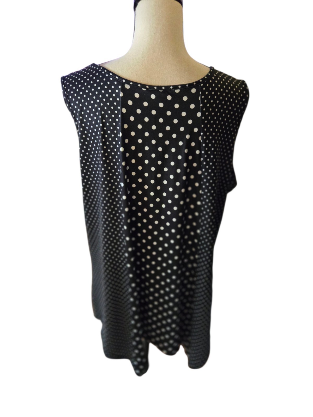 Robert Louis Black White Polka Dot Sleeveless Blouse Size Size 1X NWT