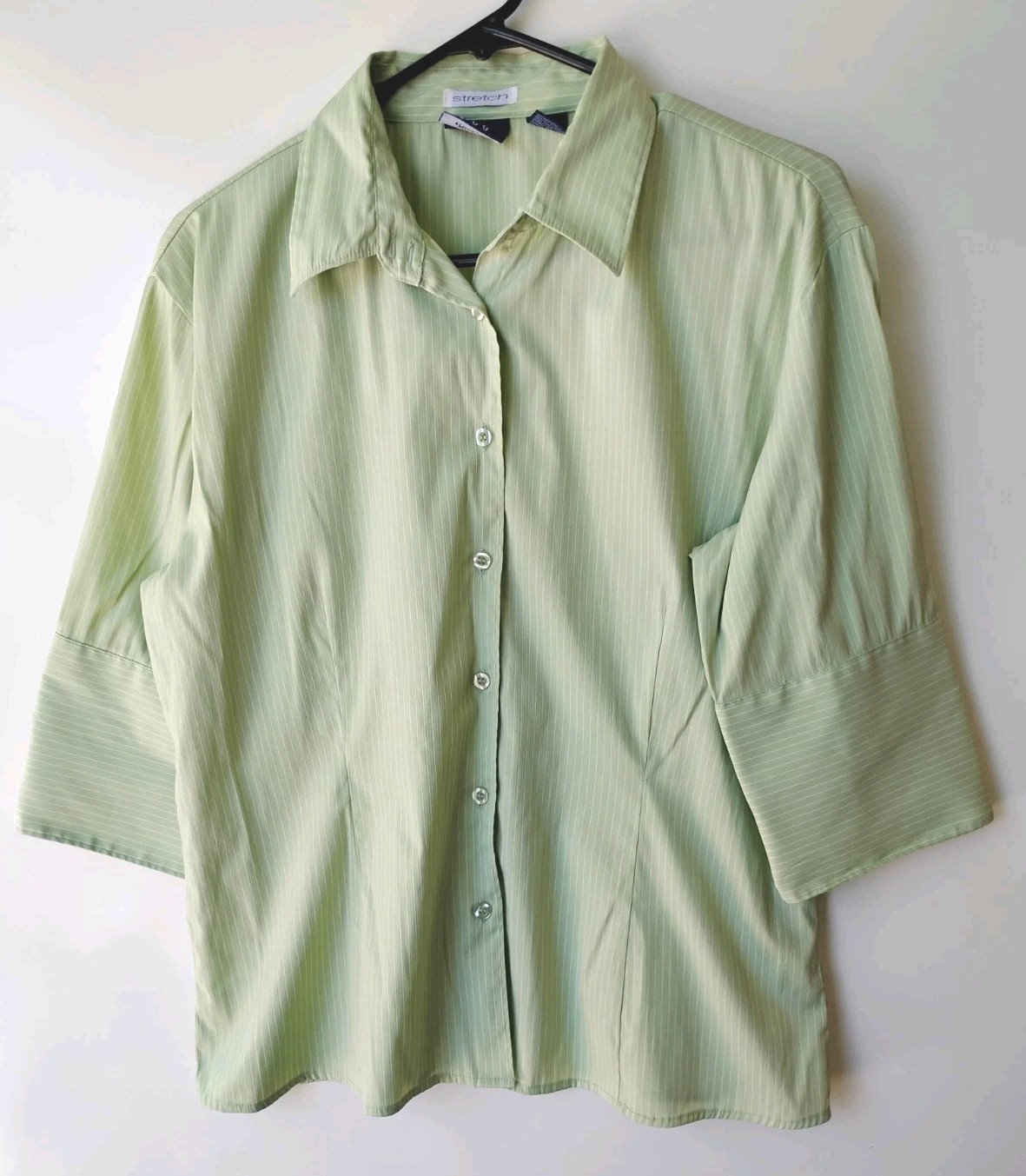 DCC Missy Light Green 1/2 Sleeve Button Blouse Large