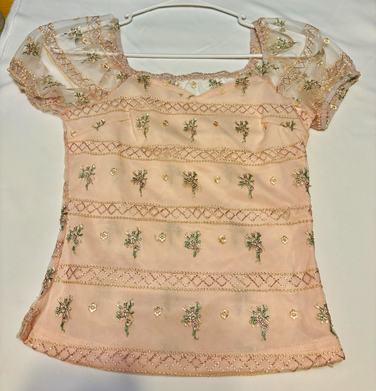 Women’s XS Pink Sheer Mesh Floral Blouse Beaded Embroidered Puff Sleeves