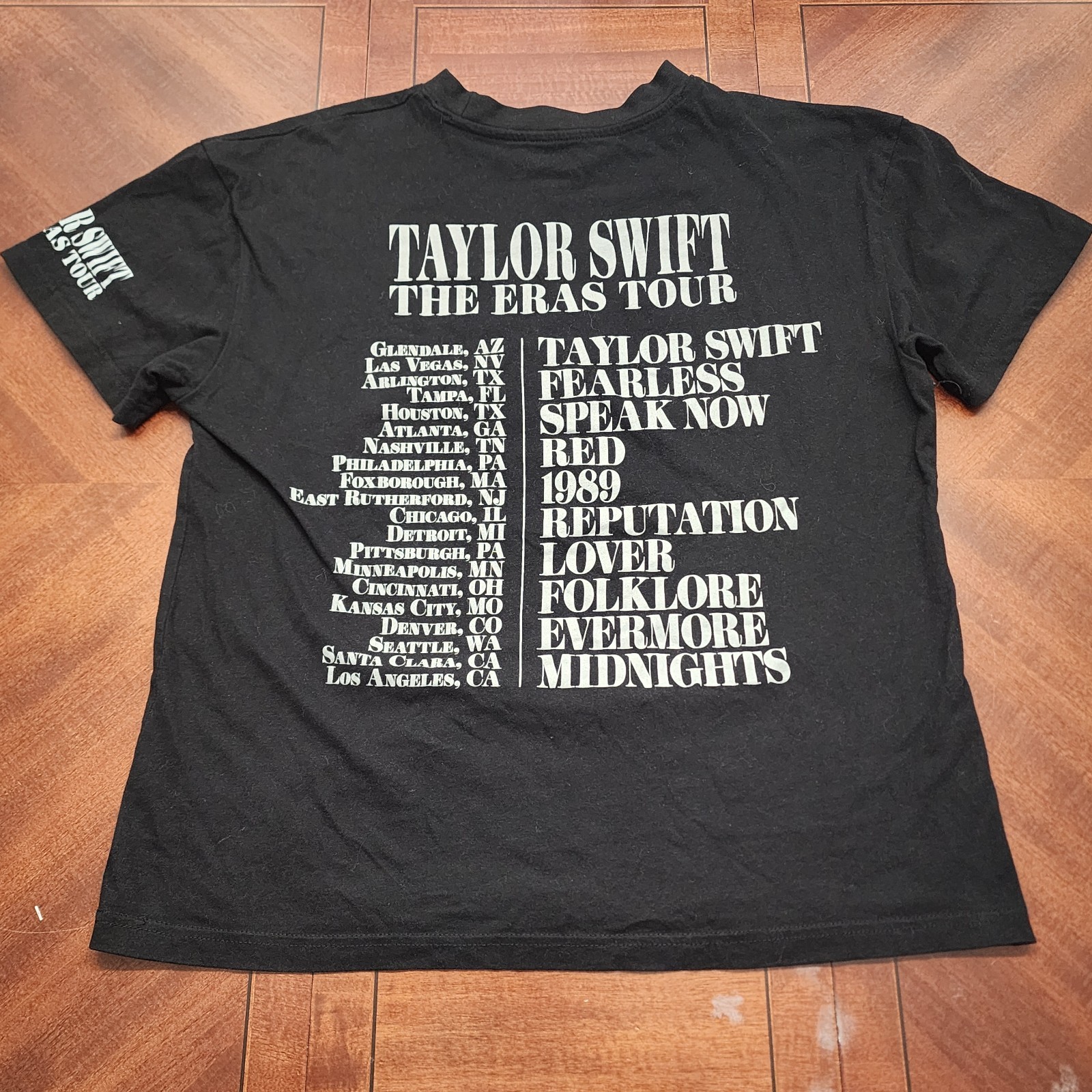 Official Taylor Swift Eras Tour Shirt Black Small S 2023 US Concert Merch Sleeve