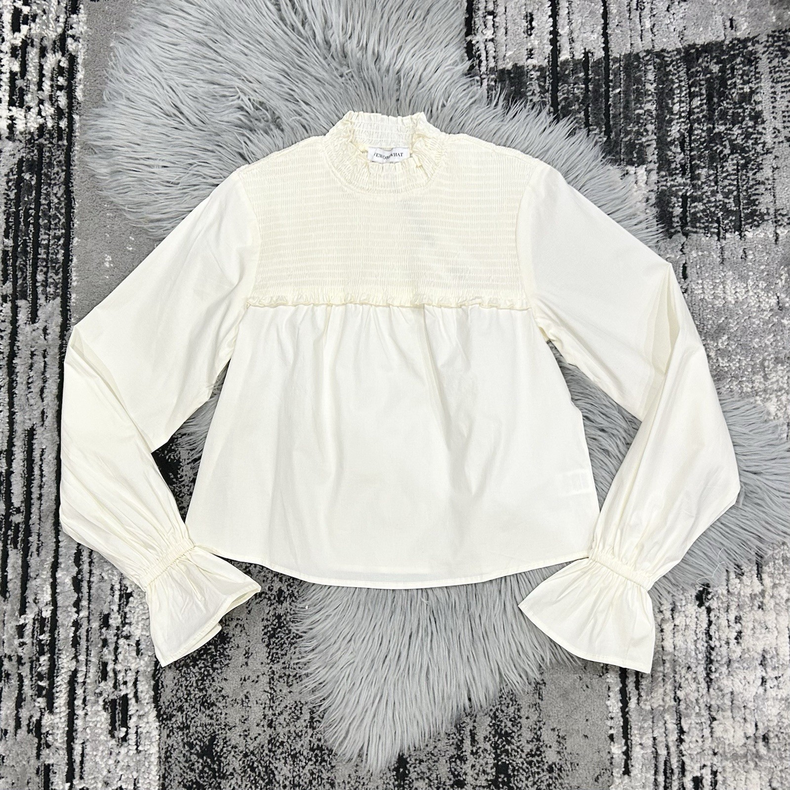WE WORE WHAT Women’s Smocked Neck Blouse Poplin Whisper White/Ivory Size XS NWT