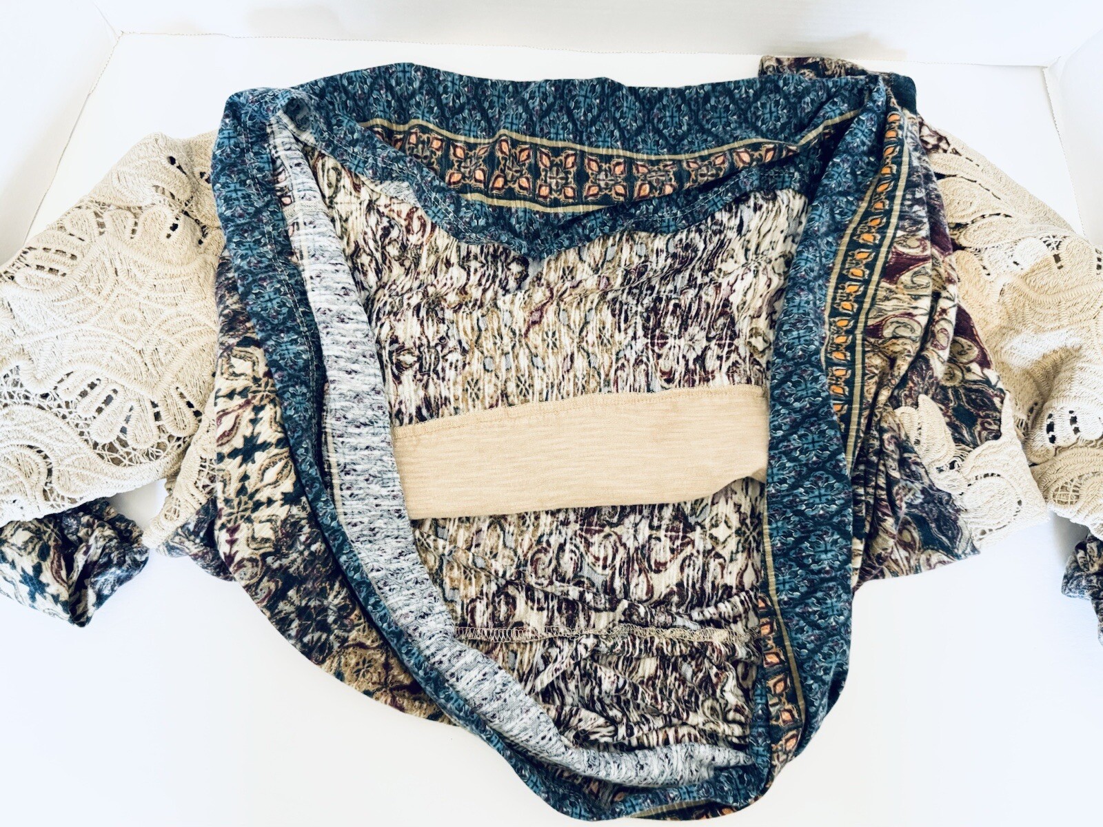 Vintage America Blues Missey Peasant Pull Over Blouse Size Large Tan Lace Panels
