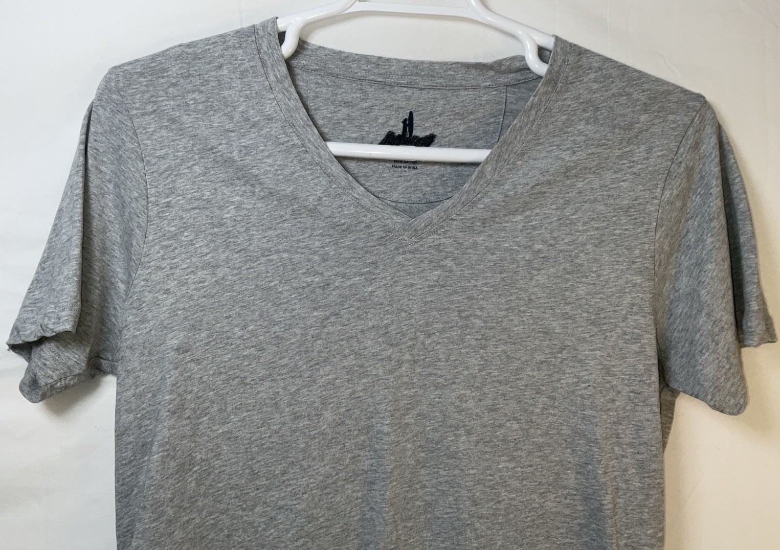 NWOT Women’s Johnnie-O Merediths Short Sleeve 100% Cotton T-Shirt Gray – Medium