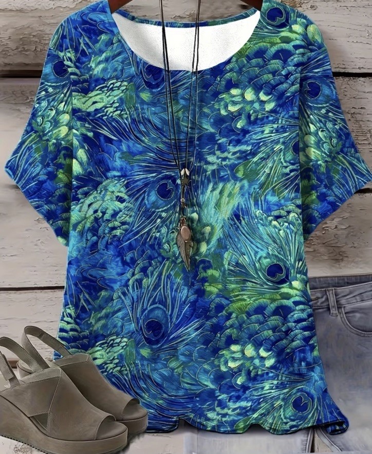 Women’s Plus Size Peacock Feather Print Top From Temu, Size 5XL