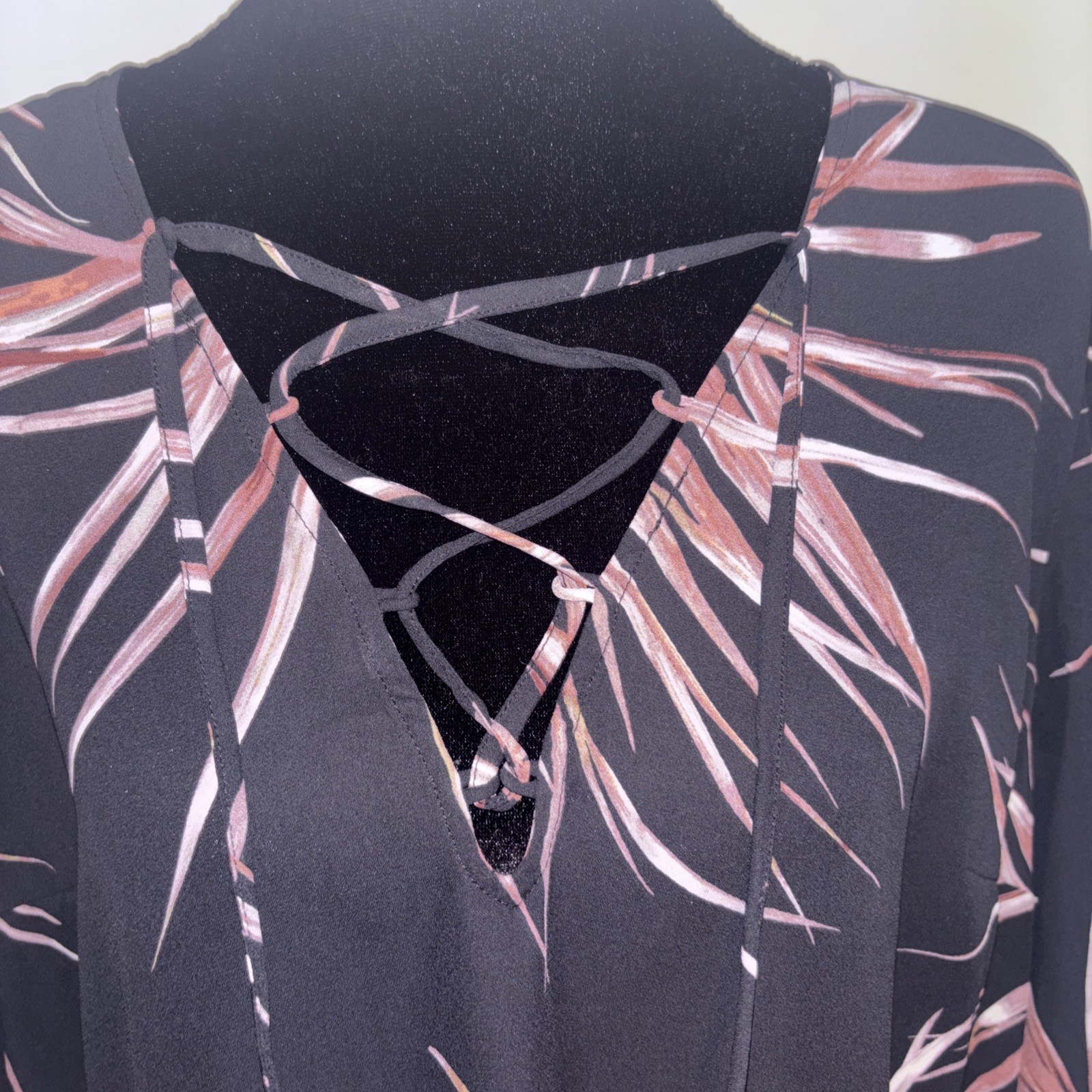 NEW Melissa McCarthy 0x Women’s Blouse Seven7 Palm Leaf Print Tunic Tie Blouse