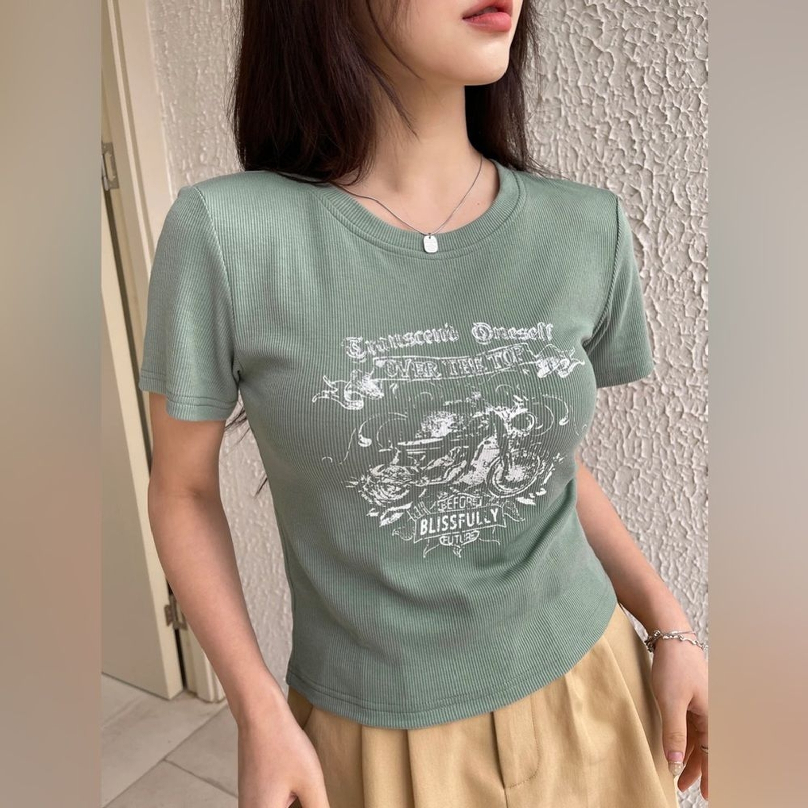 Dazy- Mint green ribbed cropped graphic T-shirt Size XL