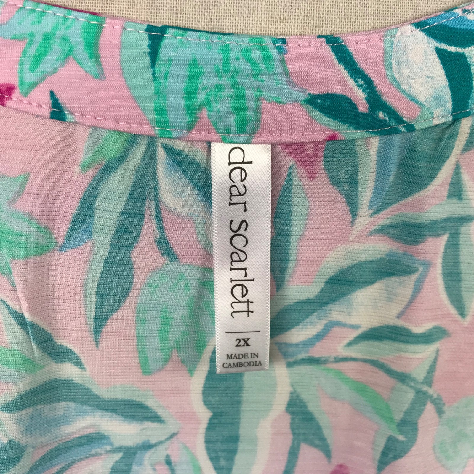 Dear Scarlett Floral Top Blouse Size 2X Pink Aqua Short Sleeve Knit Bloomcore