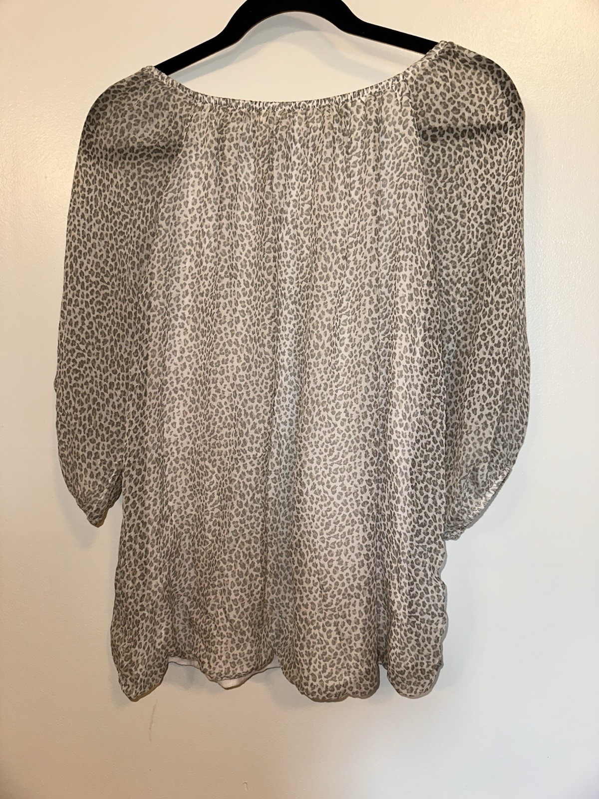 Elena Baldi Made in Italy 100% Silk Leopard Print Blouse – Size Medium