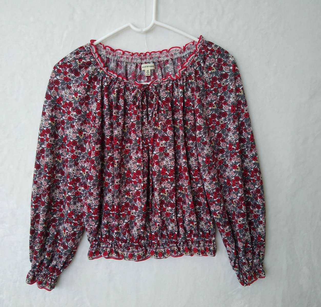 Max Studio Blouse Womens XS Red Pink Floral Boho Long Sleeve Flutter Top Ruffle