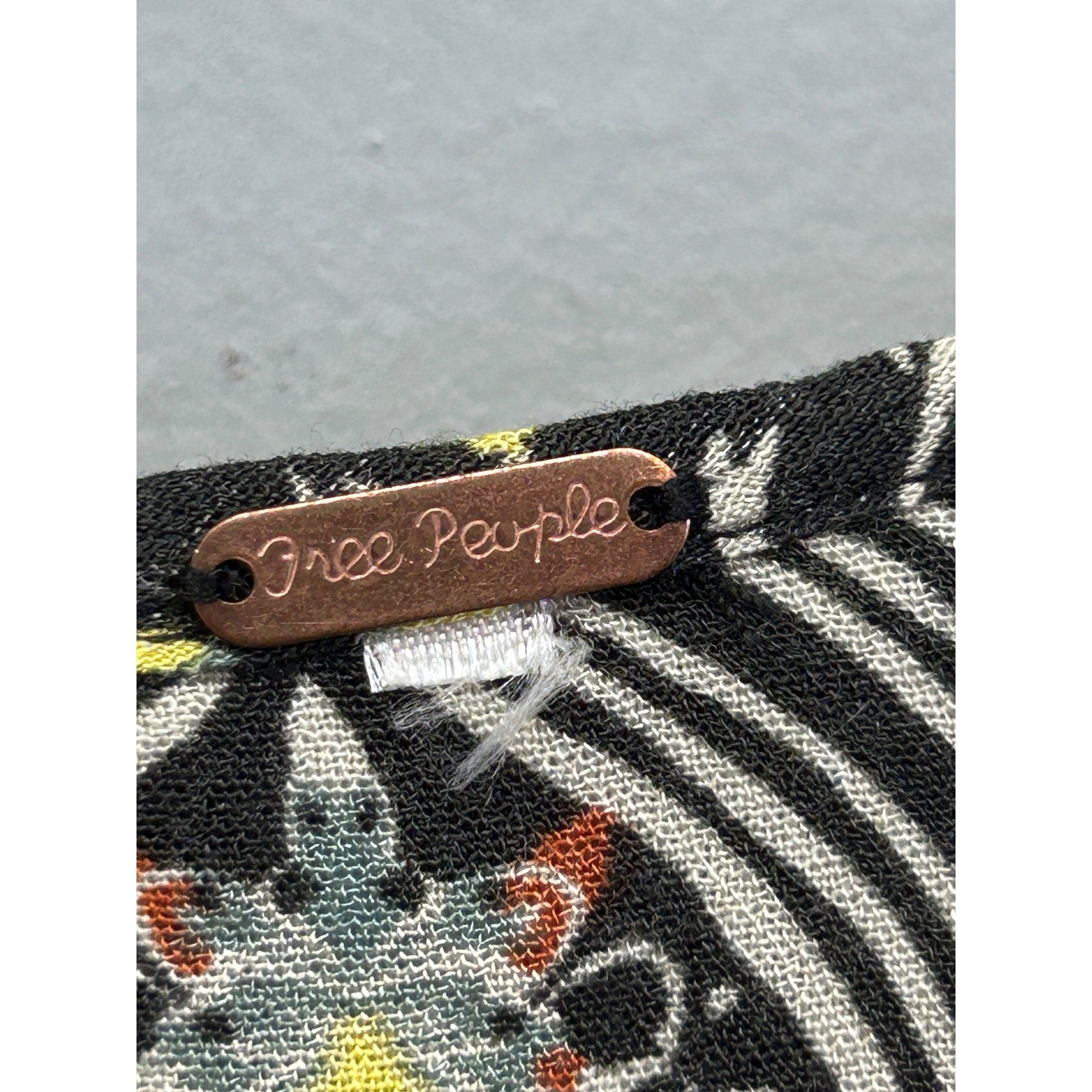 Free People Tunic Womens Medium Black Mix Print Boho Bell Sleeve Keyhole Back