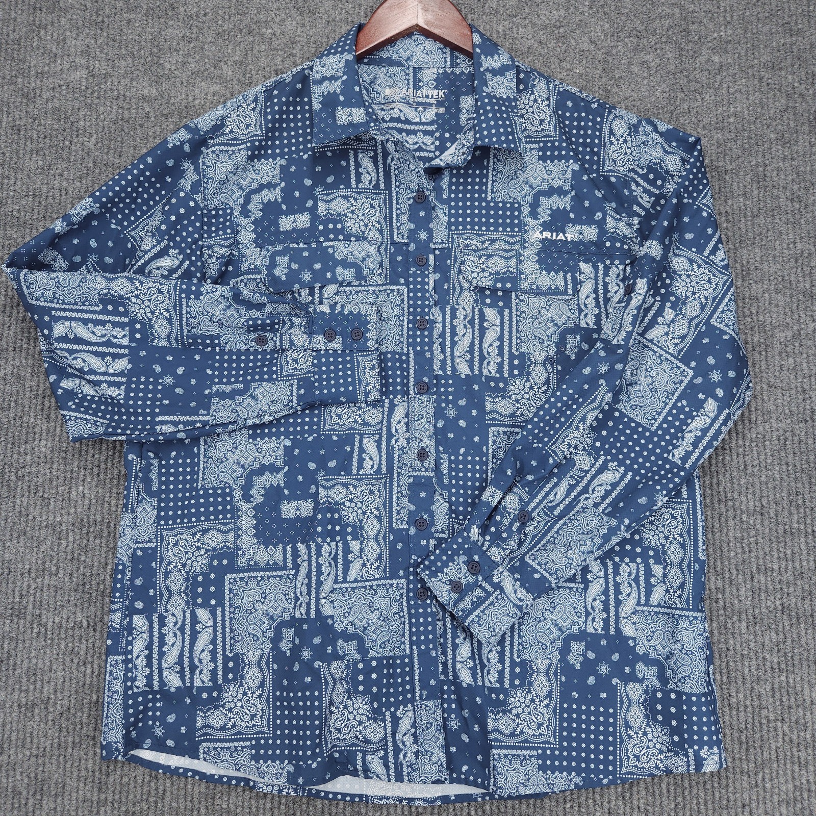Ariat Tek Vent Tek Shirt Womens L Button Down Blue Paisley Quick Drying Outbound