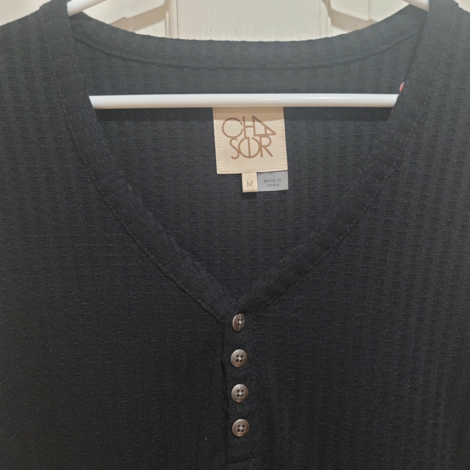 NWT Ch sor solid Black Pull Over Top V Neck Partial Button Long Sleeves Size M