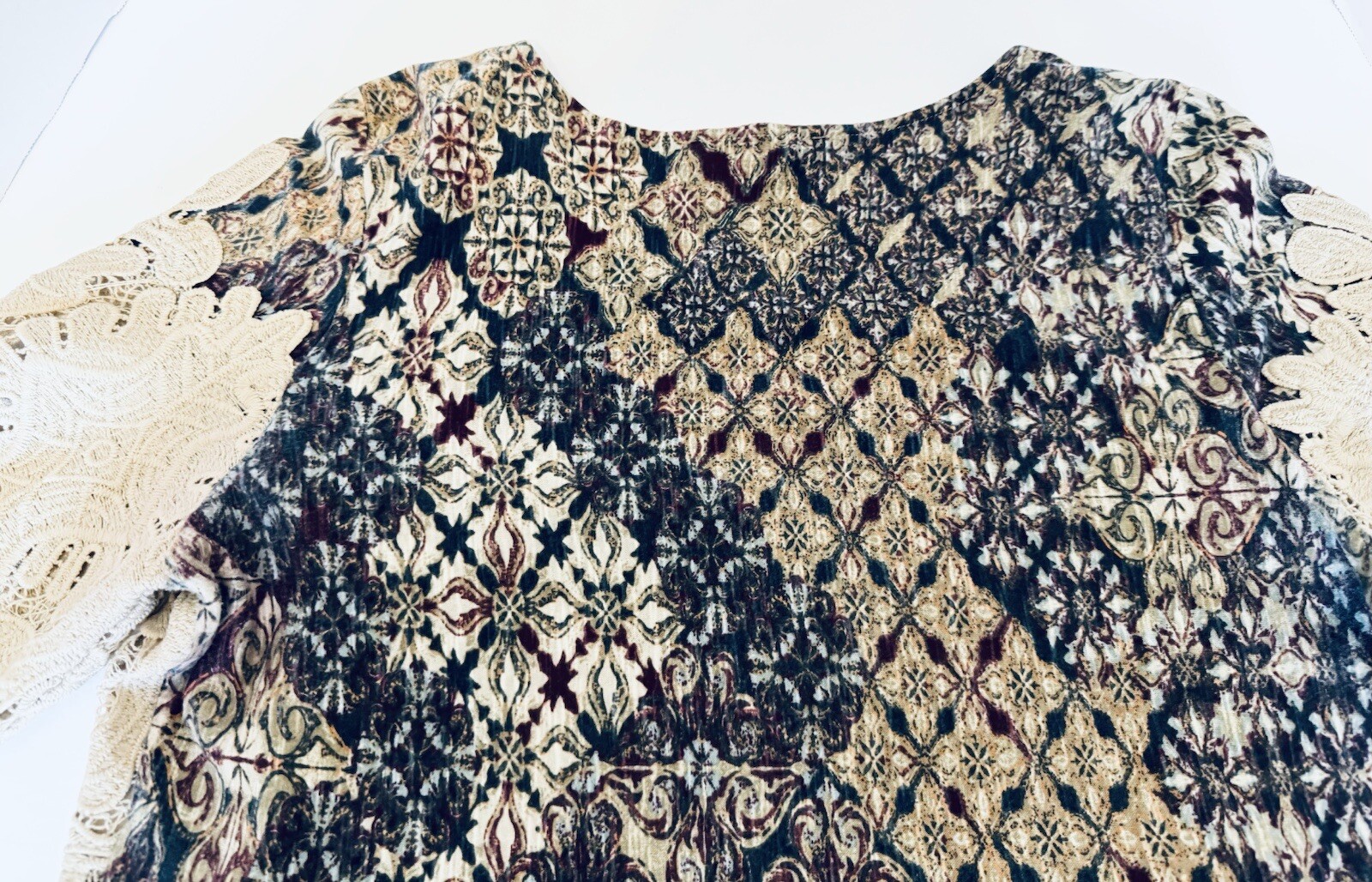 Vintage America Blues Missey Peasant Pull Over Blouse Size Large Tan Lace Panels