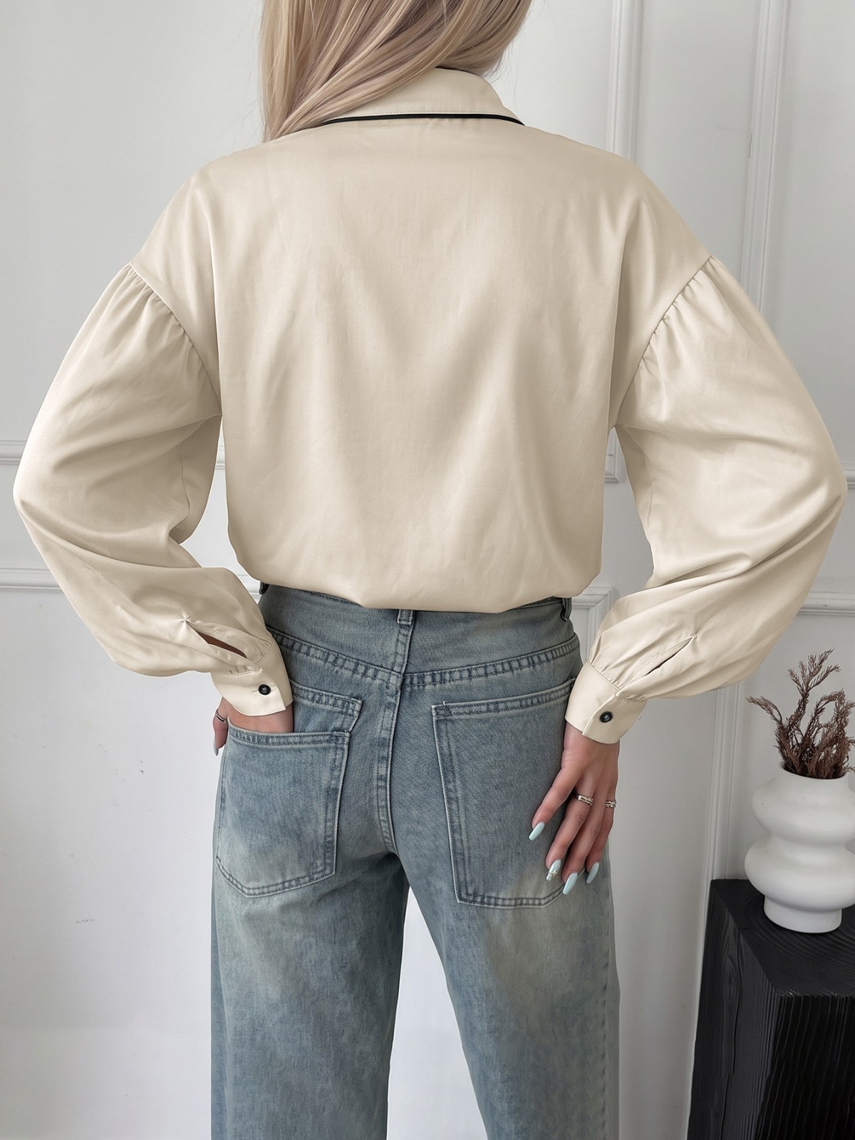 Women’s Contrast Trim Long Sleeve Shirt