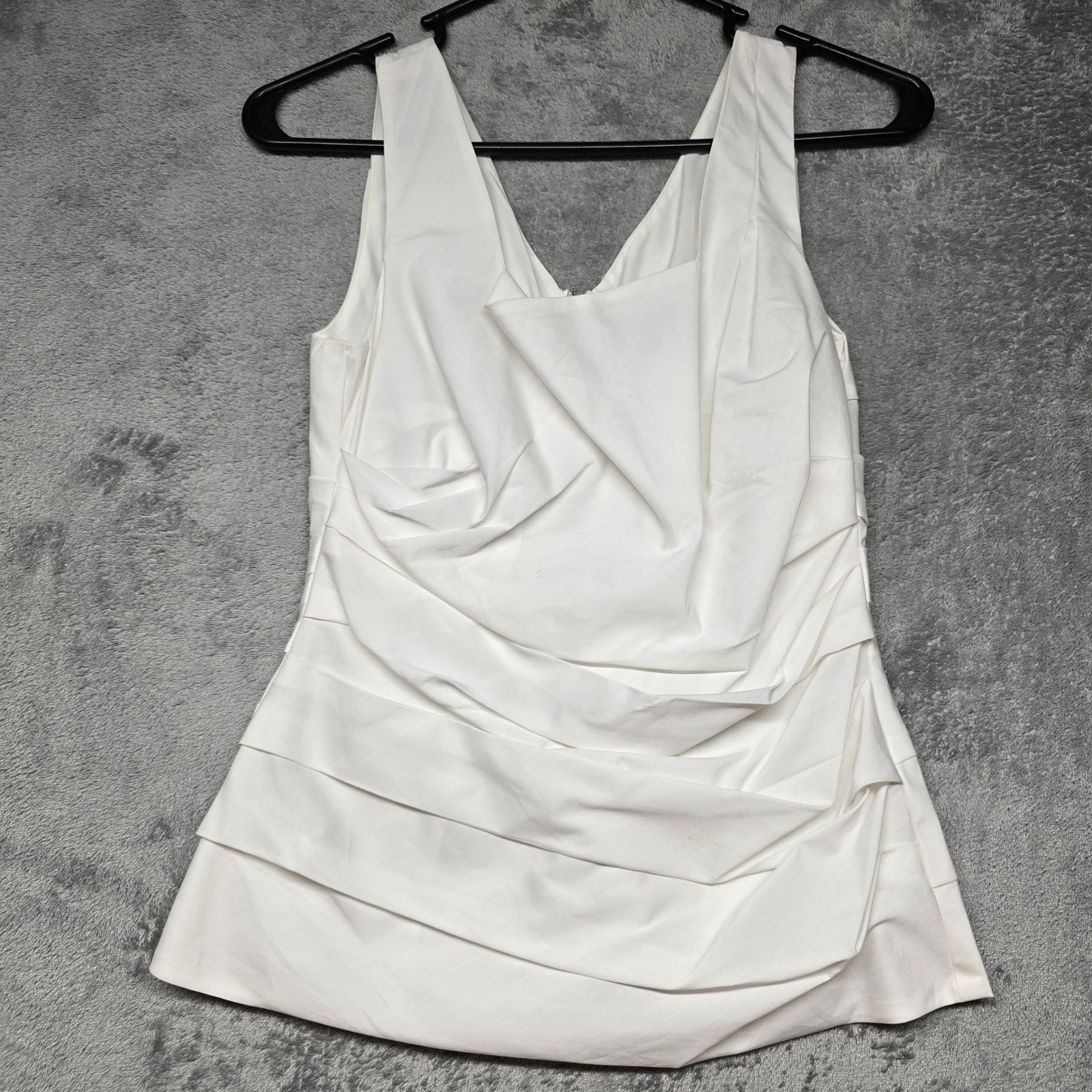 Ann Taylor Pleated Sleeveless Top Womens White 0 Back Zipper Tiered Design