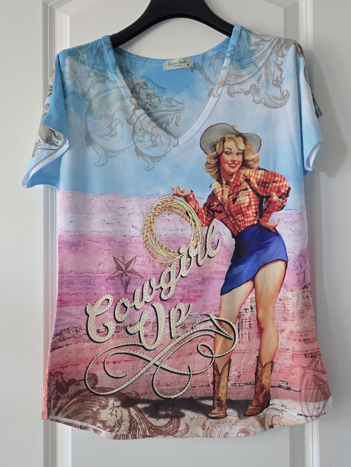 Sweet Giselle Vintage Retro Style Cowgirl Up T-shirt Women’s Size M