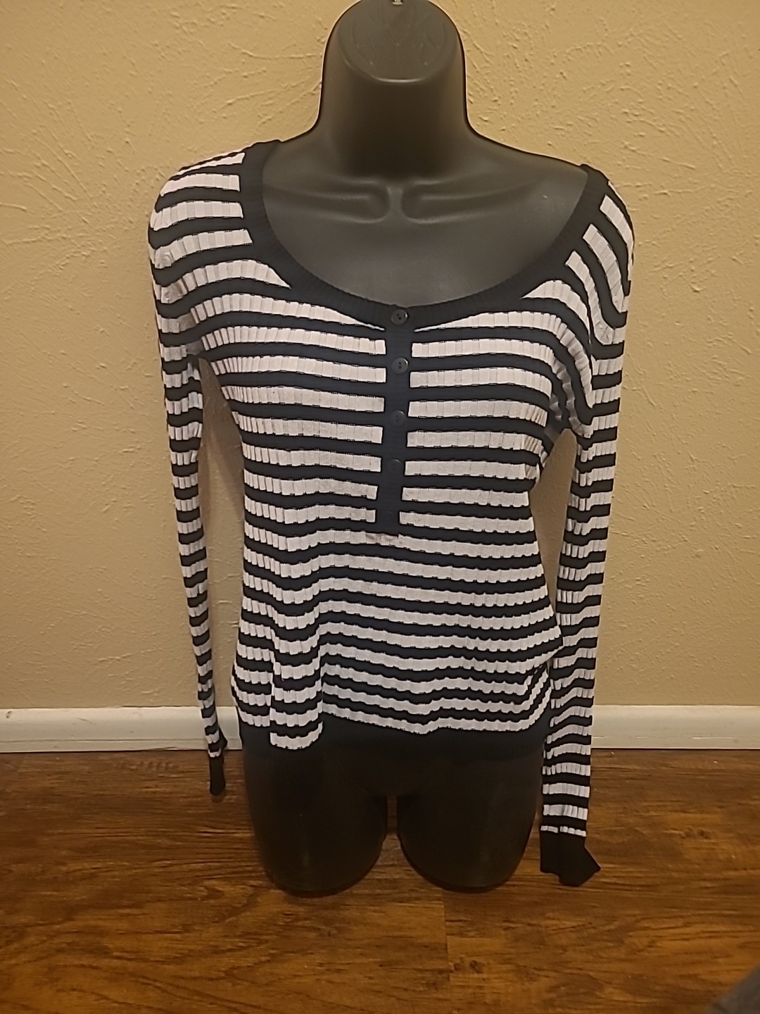 Derek Heart Womens Shirt LG Black White Striped Long Sleeve Stretch Top Casual