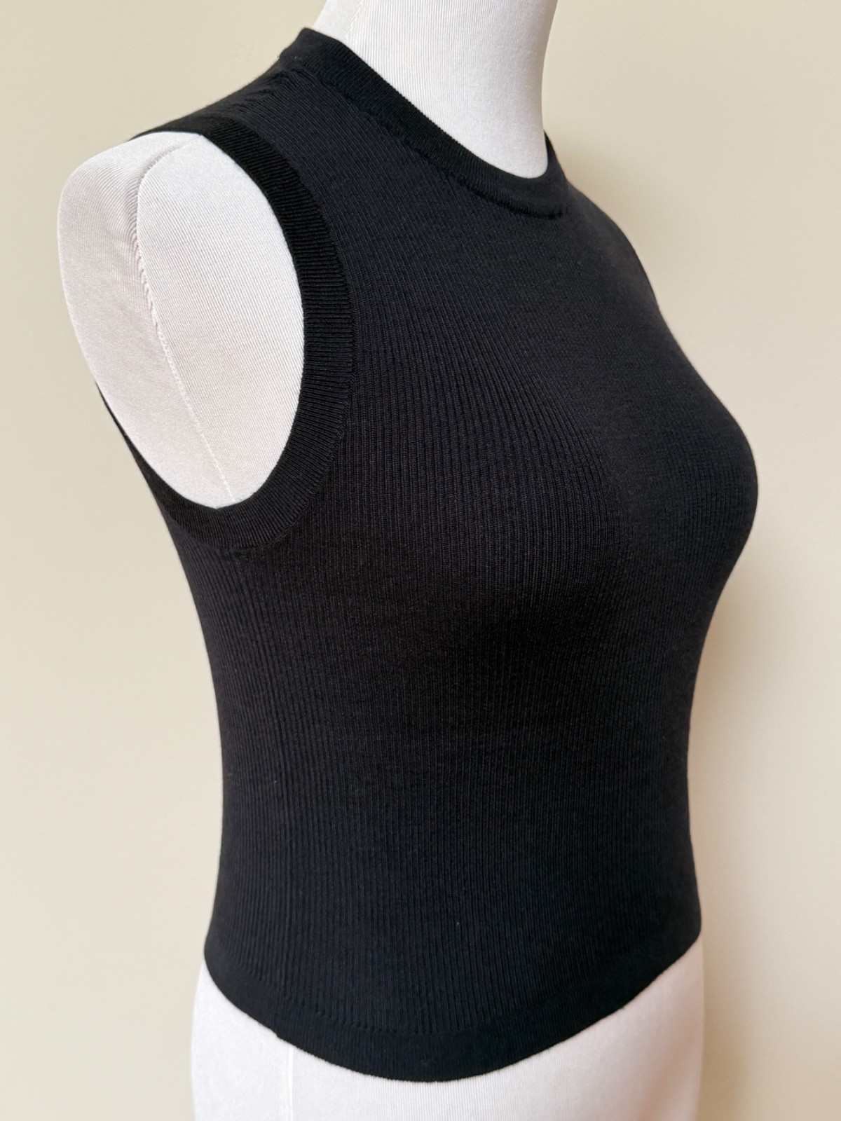 NWT Saint Laurent YSL Black Cashmere Wool Silk Rib Knit Sleeveless Top L $1490