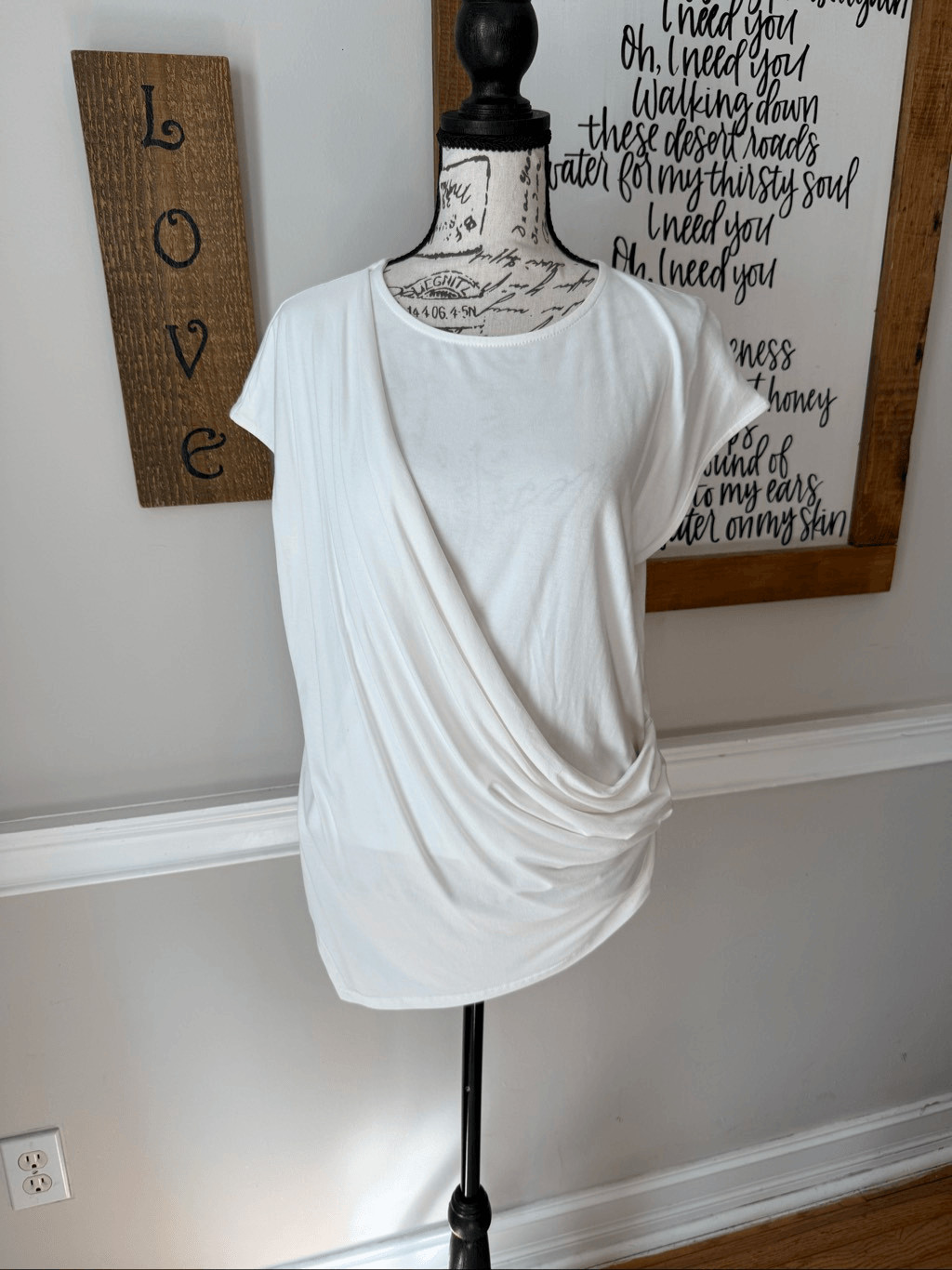 NWT Patrizia Luca Women’s Drape Front Crew Neck Cap Sleeve Blouse White Small