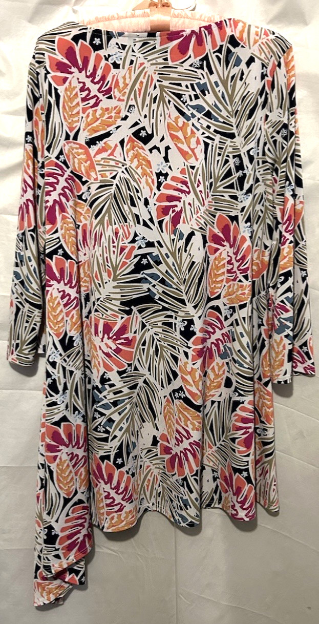 Attitudes by Renee Top L Stretch Knit Leafy Floral Sharkbite Tunic Shirt Blouse