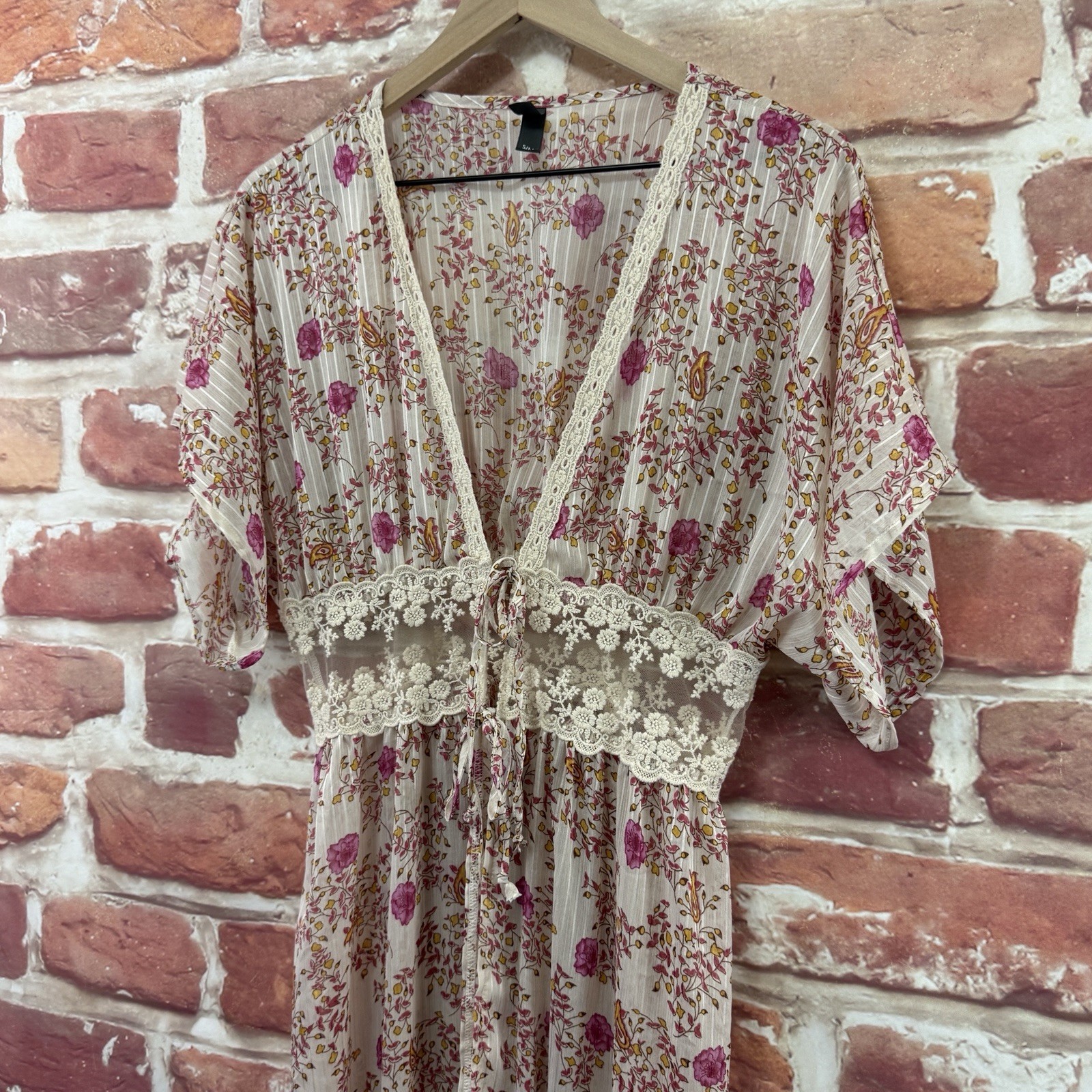 Alya Duster Top Womens Small Medium Boho Chic Floral Cottage Tie Waist Topper