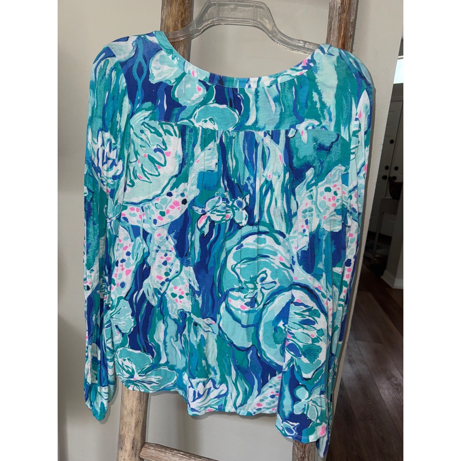 Lilly Pulitzer LILIAS Aquatic Garden Tunic Top Small Elastic Sleeve Blue