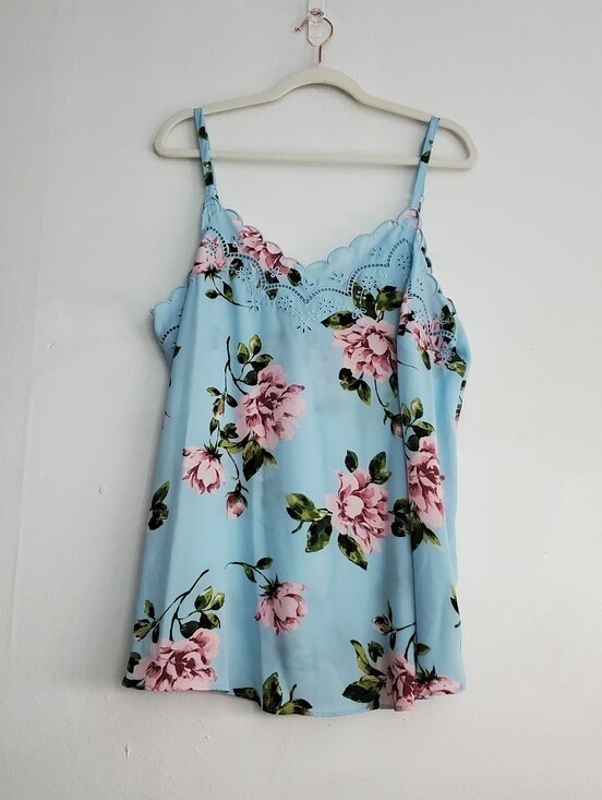 Torrid Sophie Georgette Embroidered Cami – Size 2