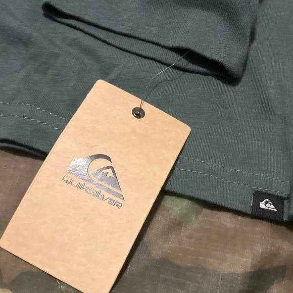 NWT Quiksilver double sided long sleeve tee Dragon Surf style L/17.5