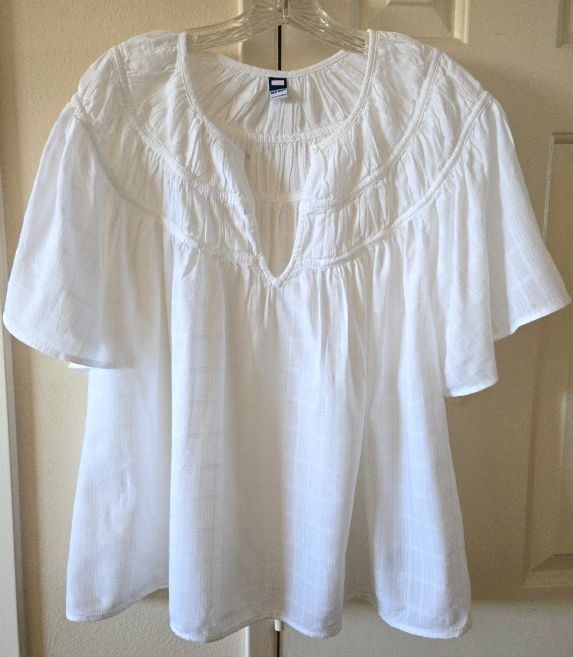 Old Navy White Subtle Texture Shirred Flutter Sleeve Blouse XL 1X 14 16 18 XLrg