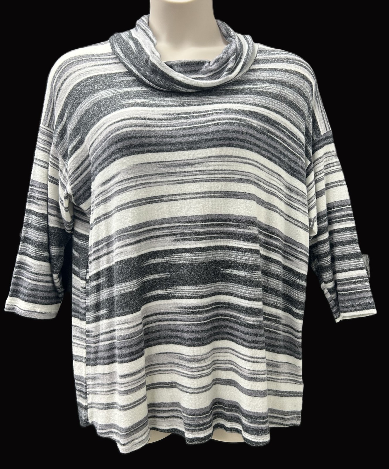 New BOBEAU Womens 2X Cowl Turtleneck Gray 3/4 Sleeve Light Sweater Knit Top NWT