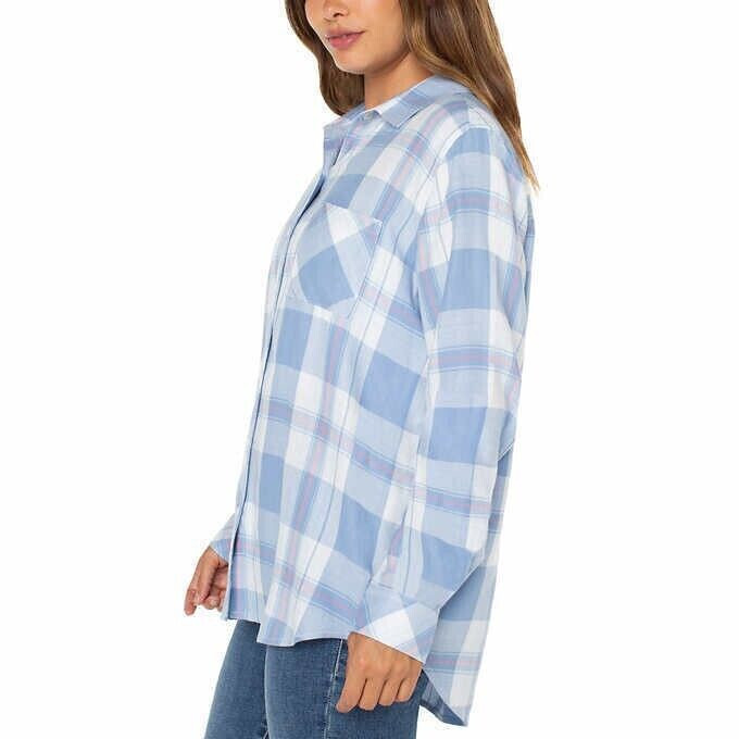 Well Worn Ladies’ 100% Viscose Button-Up Shirt, Blue Small