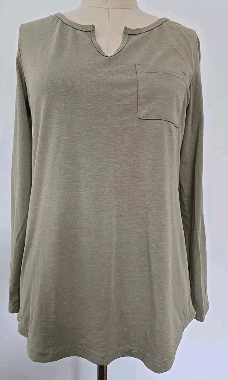 9 Women’s Size S Clothes Lot Bundle Tops Shirts Jacket Sweatshirt Various Brands