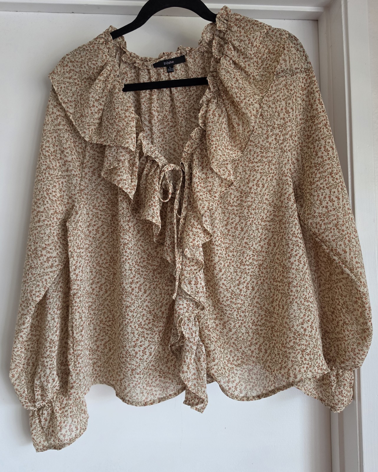 Blashe Women Floral Blouse Size L Long Sleeve Polyester