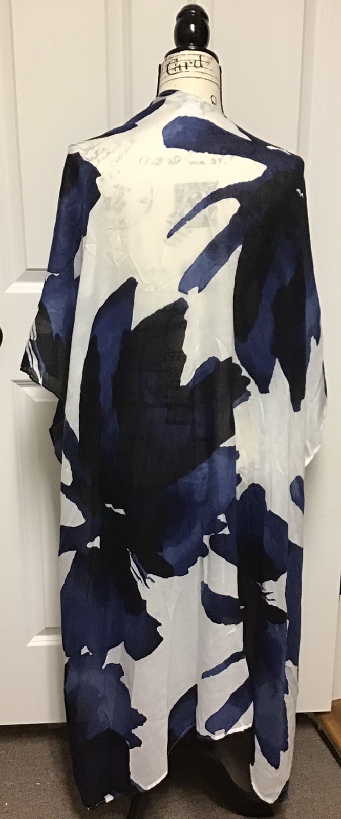 G.I.L.I. duster/cover Up Size XS/S (BIN AO)