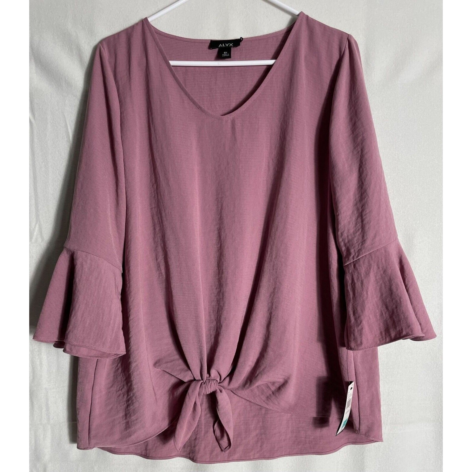 NEW Alyx Sz 0X Mauve Flowy Blouse Plus Size Top Bell Sleeves V Neck Lightweight