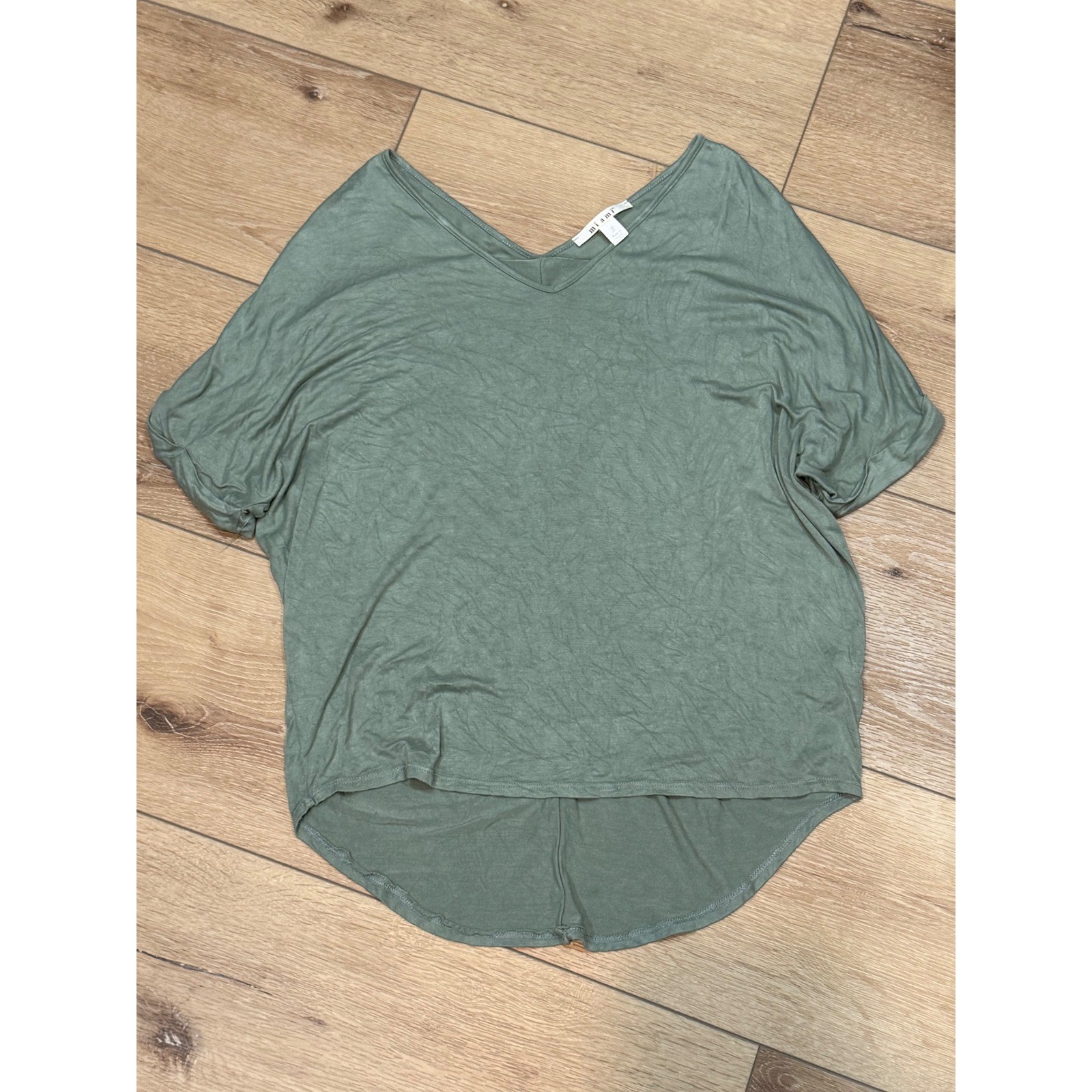 Sage Green V-Neck High Low Dolman Short Sleeve Top Womens Small