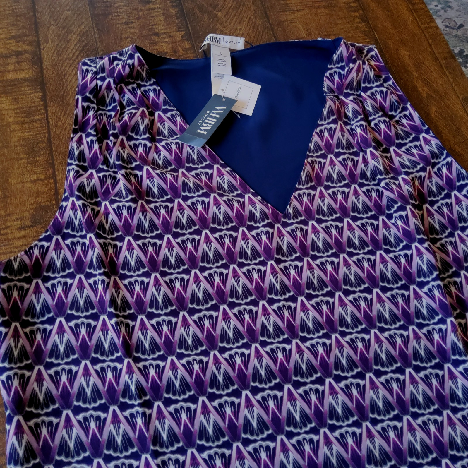 WHITE HOUSE BLACK MARKET CHEVRON REVERSIBLE TANK/TOP-LARGE-PURPLE/DARK BLUE-*NEW