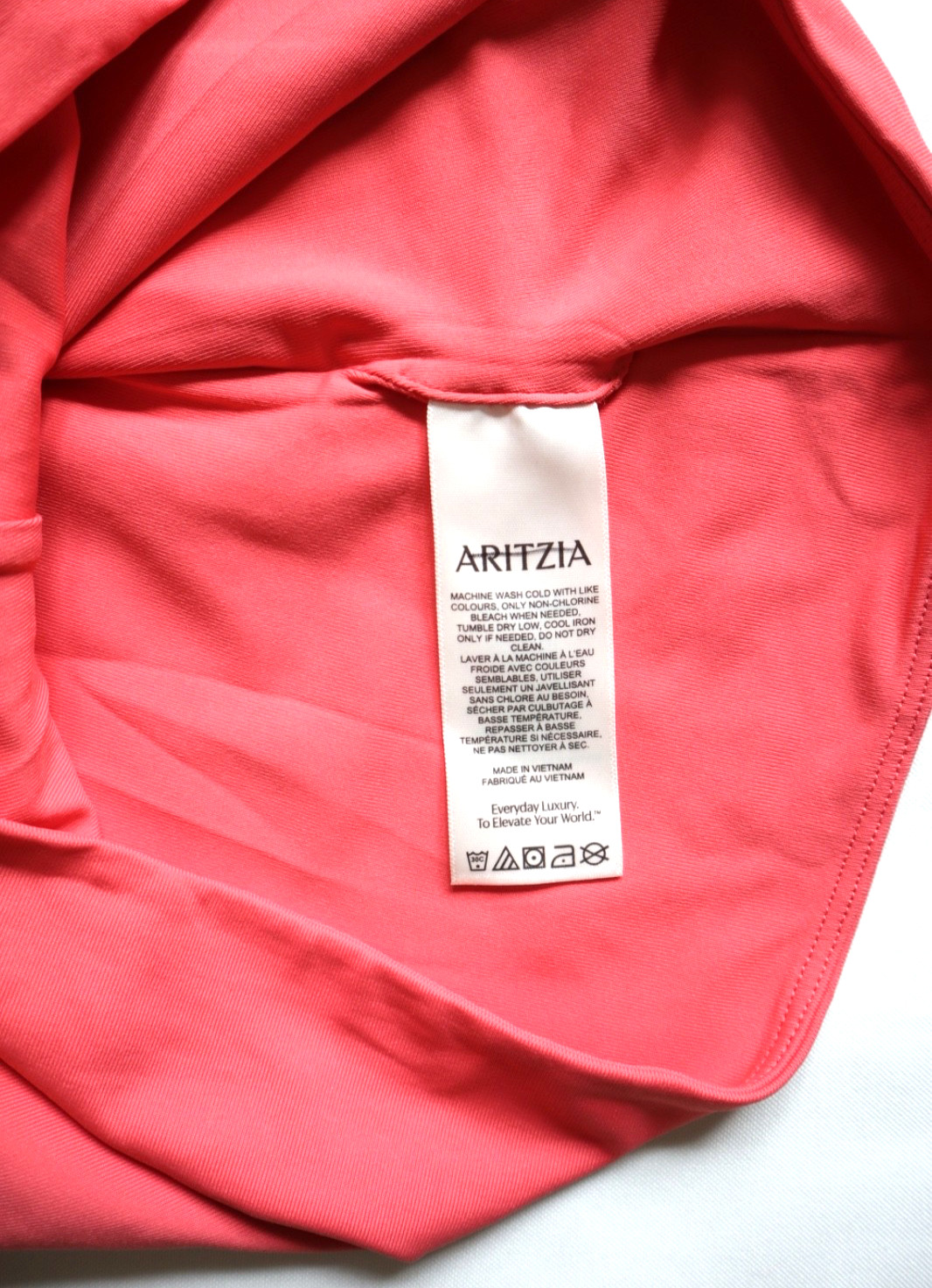 Aritzia Womens $58 Original Contour Ravish Off-the-Shoulder Top size S