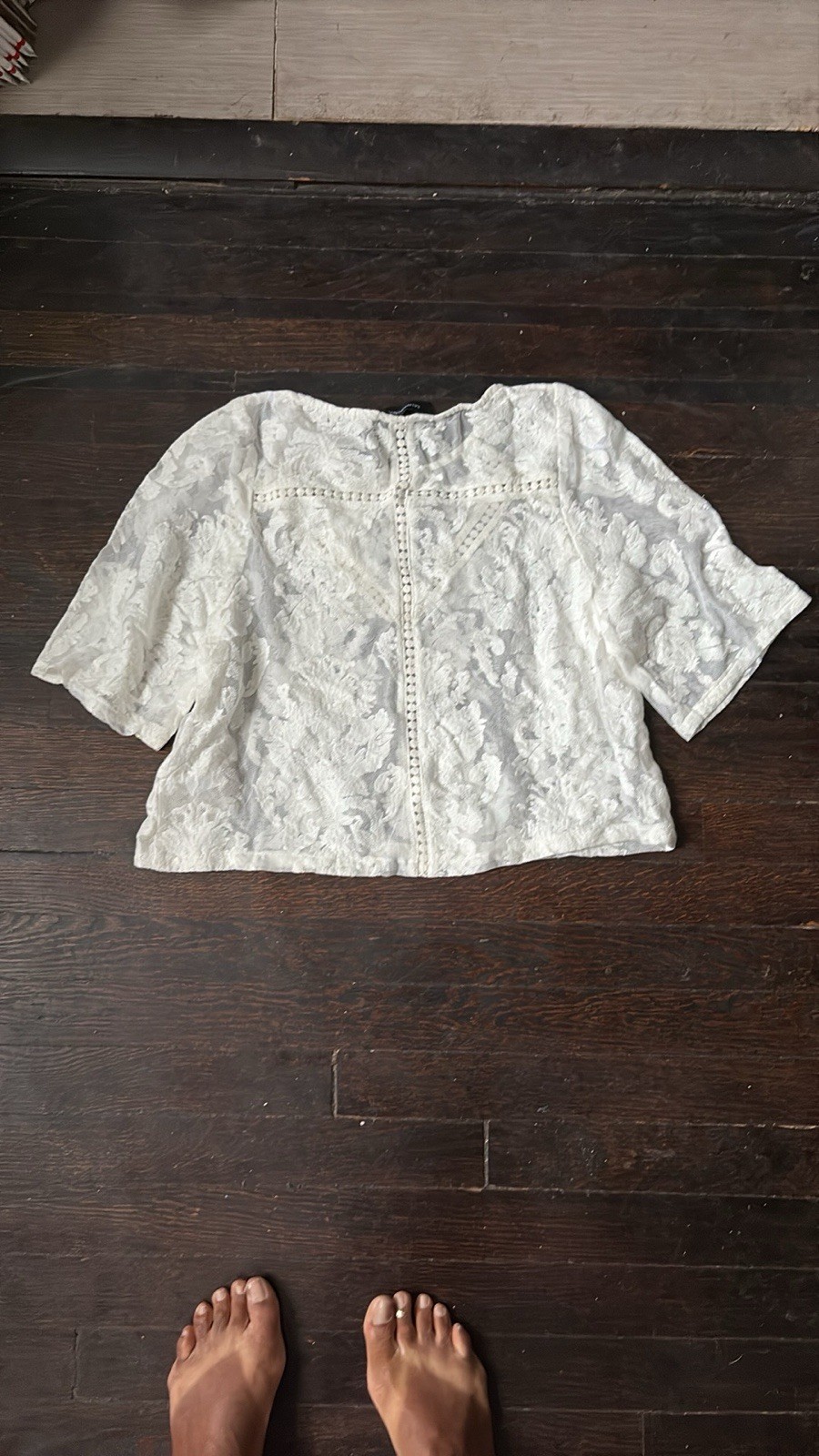 Minkpink Women’s Crime Of Passion White Lace Crop Top Boho Festive Casual M NWT
