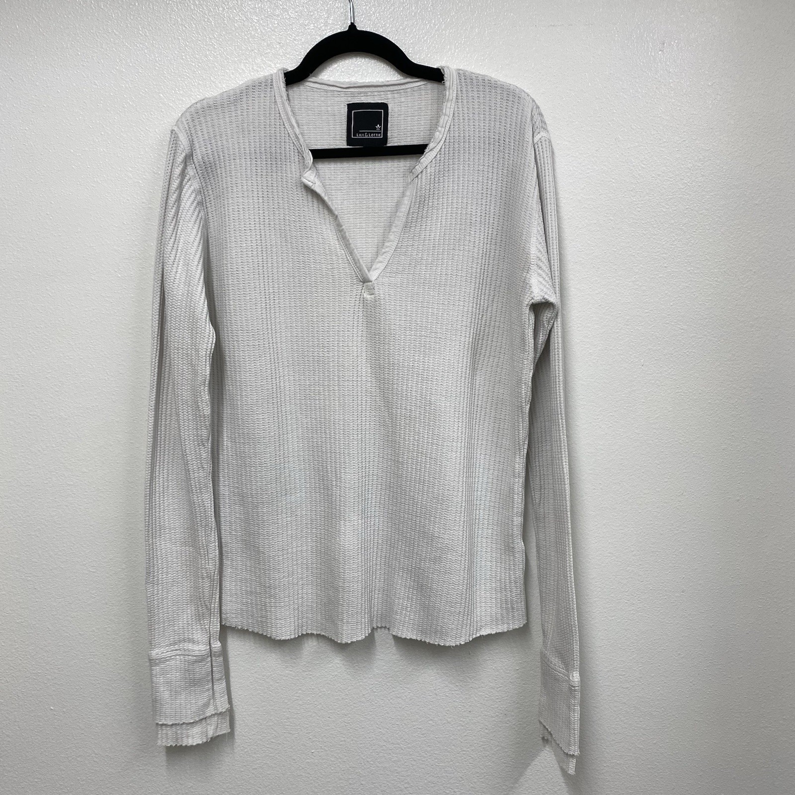 Lily & Lottie Y2K White Waffle Knit Cotton V-Neck M Extra Long Sleeve Whimsy