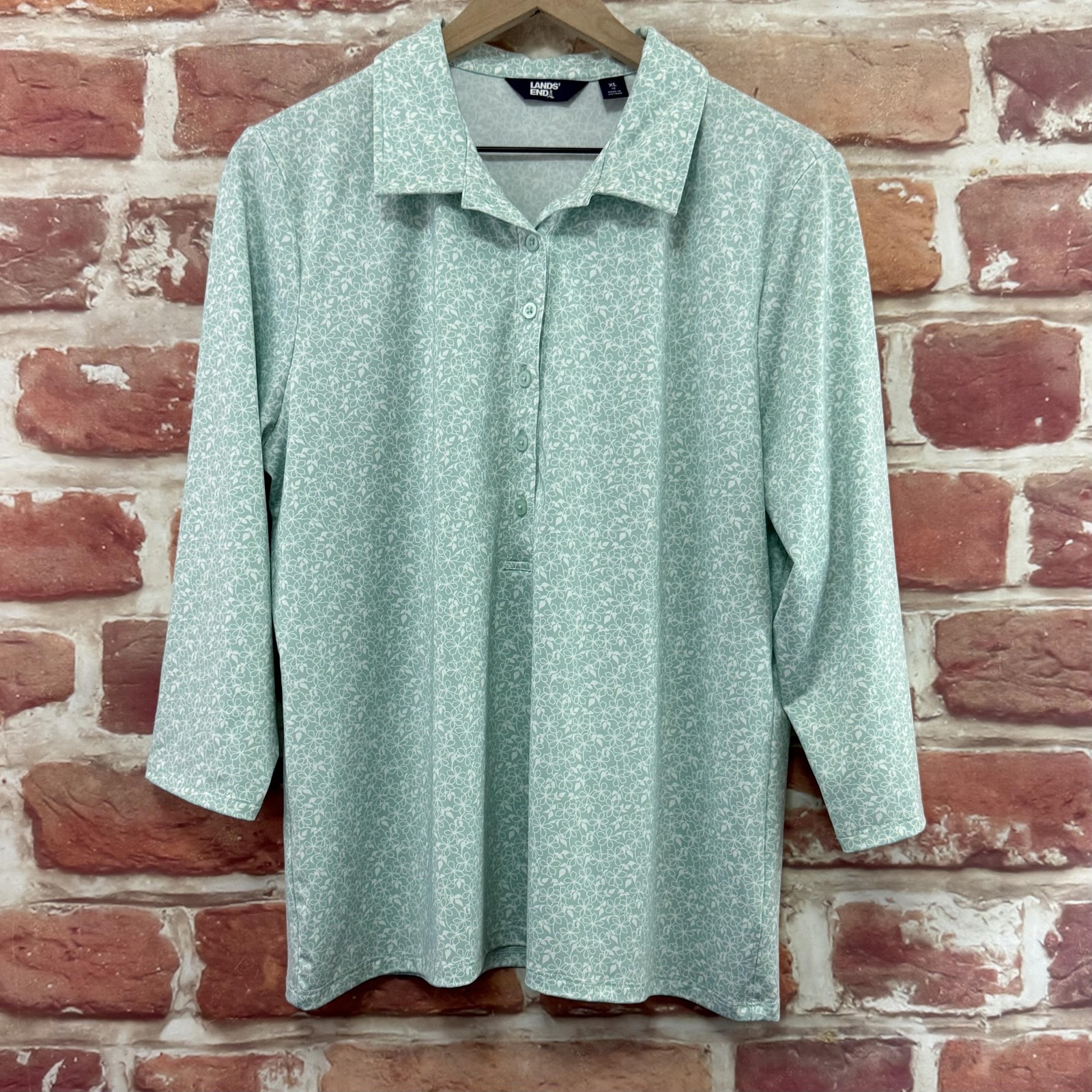 Lans End Top Womens XL Light Blue Ditsy Floral Soft Stretch Casual Popover Shirt