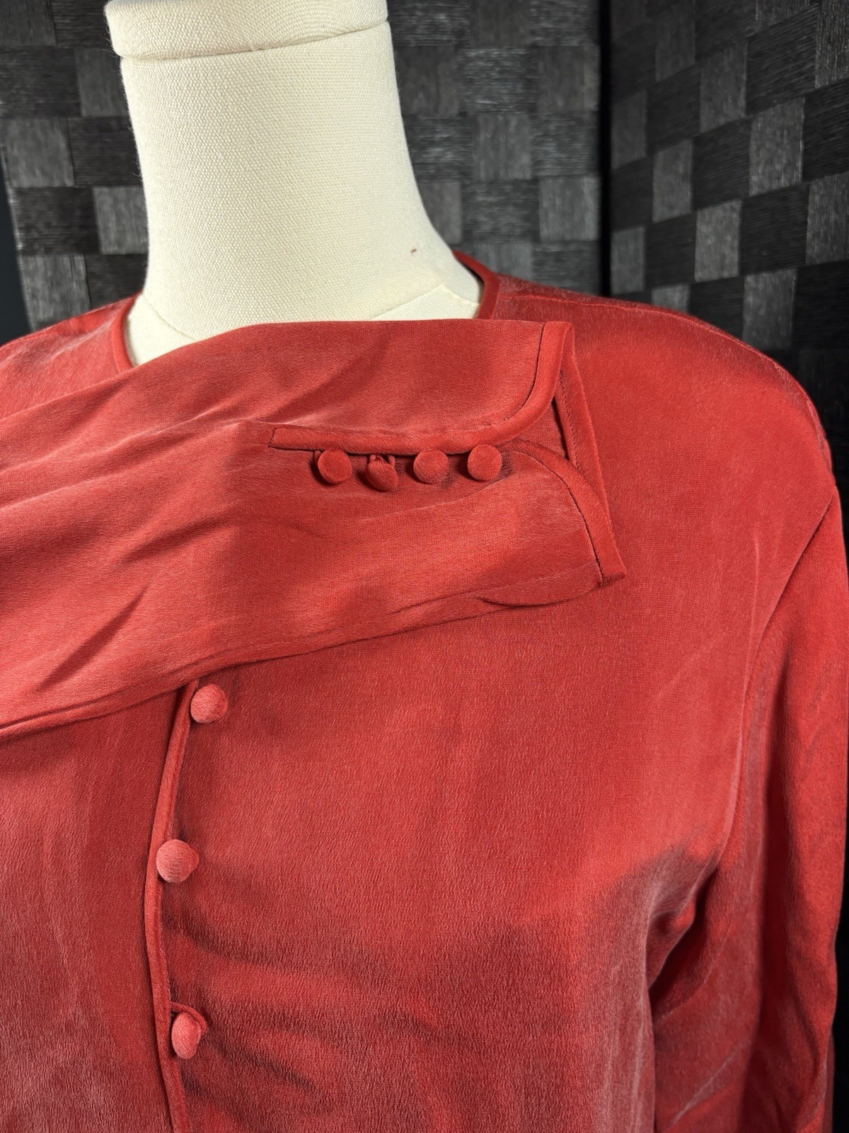 Due Per Due Silk Blouse Red Button Up Jacket Long Sleeve Removable Cami Womens 8