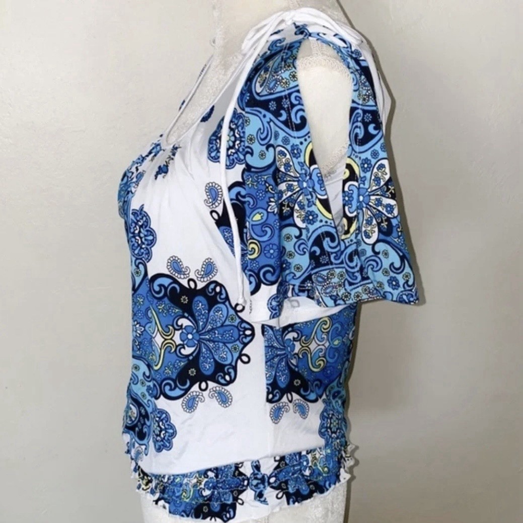 Soulmates Blue White Paisley Stretch Tie Cold Shoulder Top Sz M