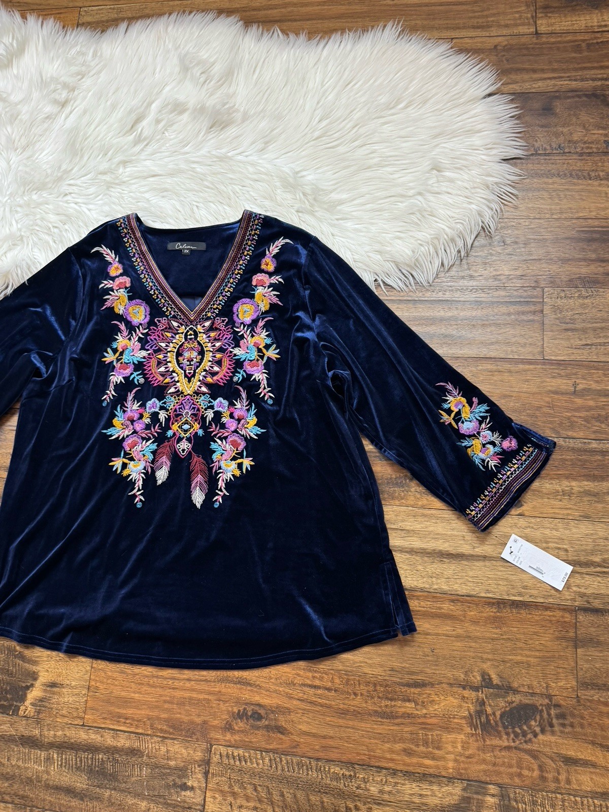 Calessa Plus Size 3X Floral Embroidered Velvet V-Neck 3/4 Sleeve Tunic NWT