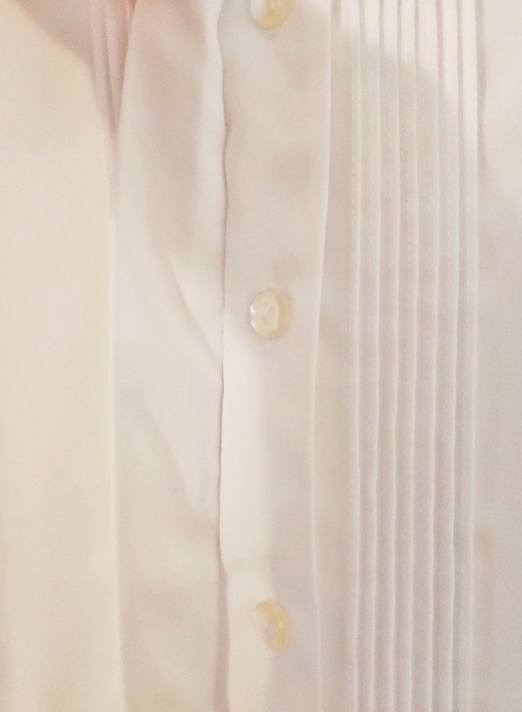 Laura Scott White Blouse~ Embroidery~ Cut Out Collar- Pleated~ Women’s Sz 12~EUC
