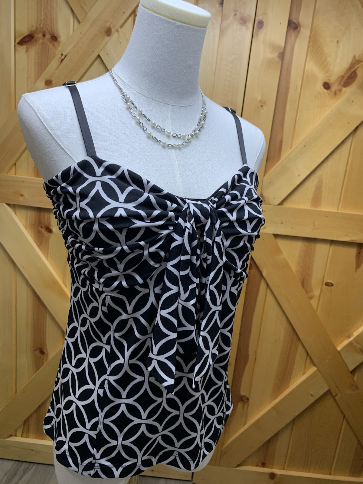 WHBM Black & White Geometric Sweetheart Bow Cami Top M Quiet Luxury Dainty