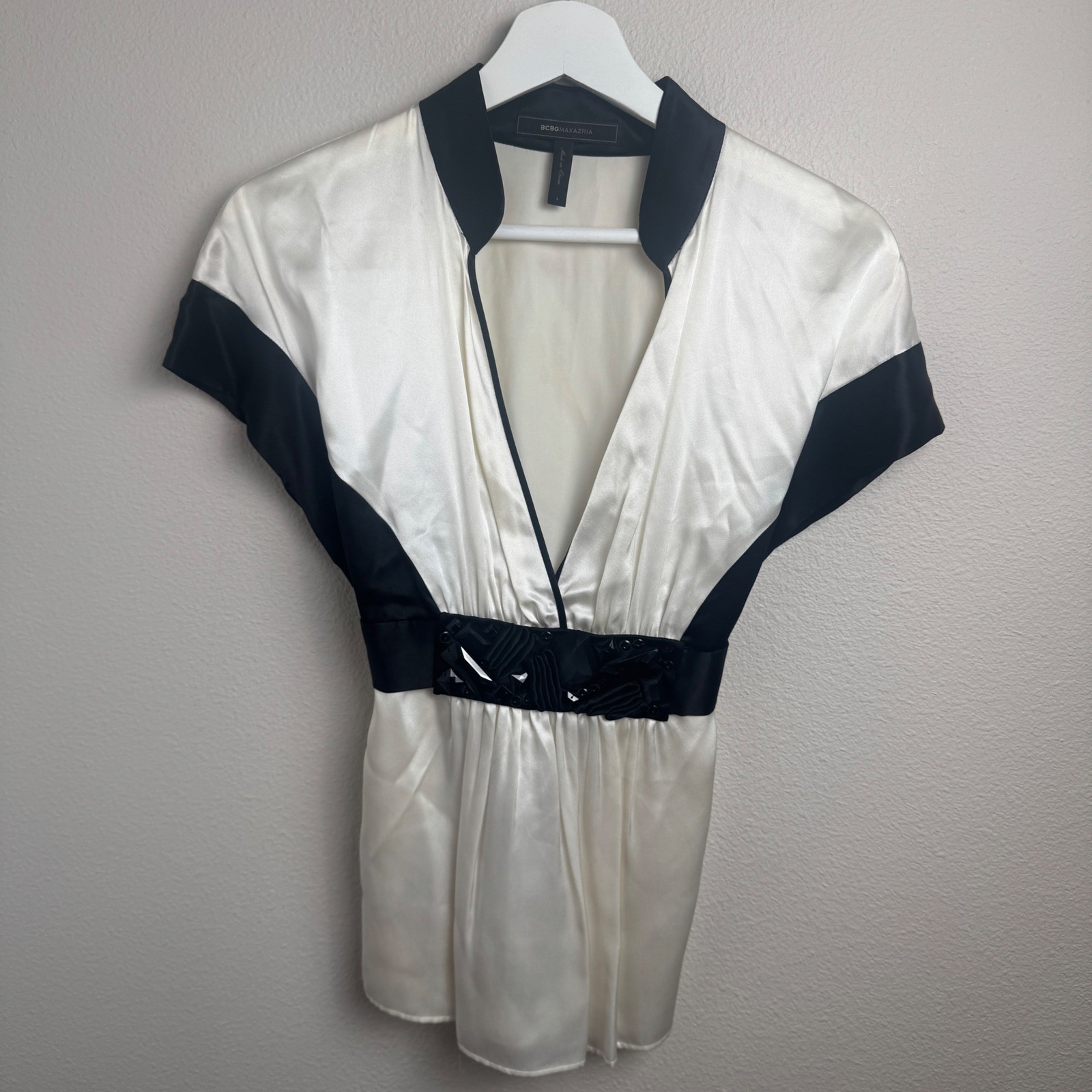 BCBGMAXAZRIA Silk Beaded Waist Formal Blouse SM Regular Cream Black Embellished