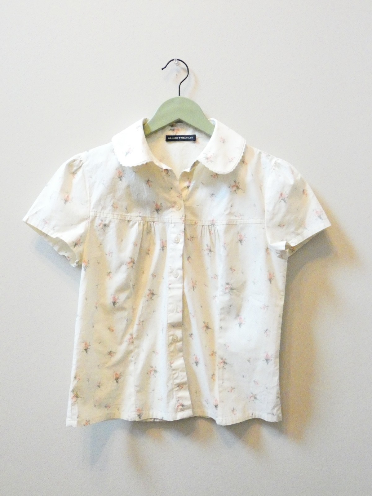 Brandy Melville White Floral Button Up Blouse – Yellow/Cream excellent condition