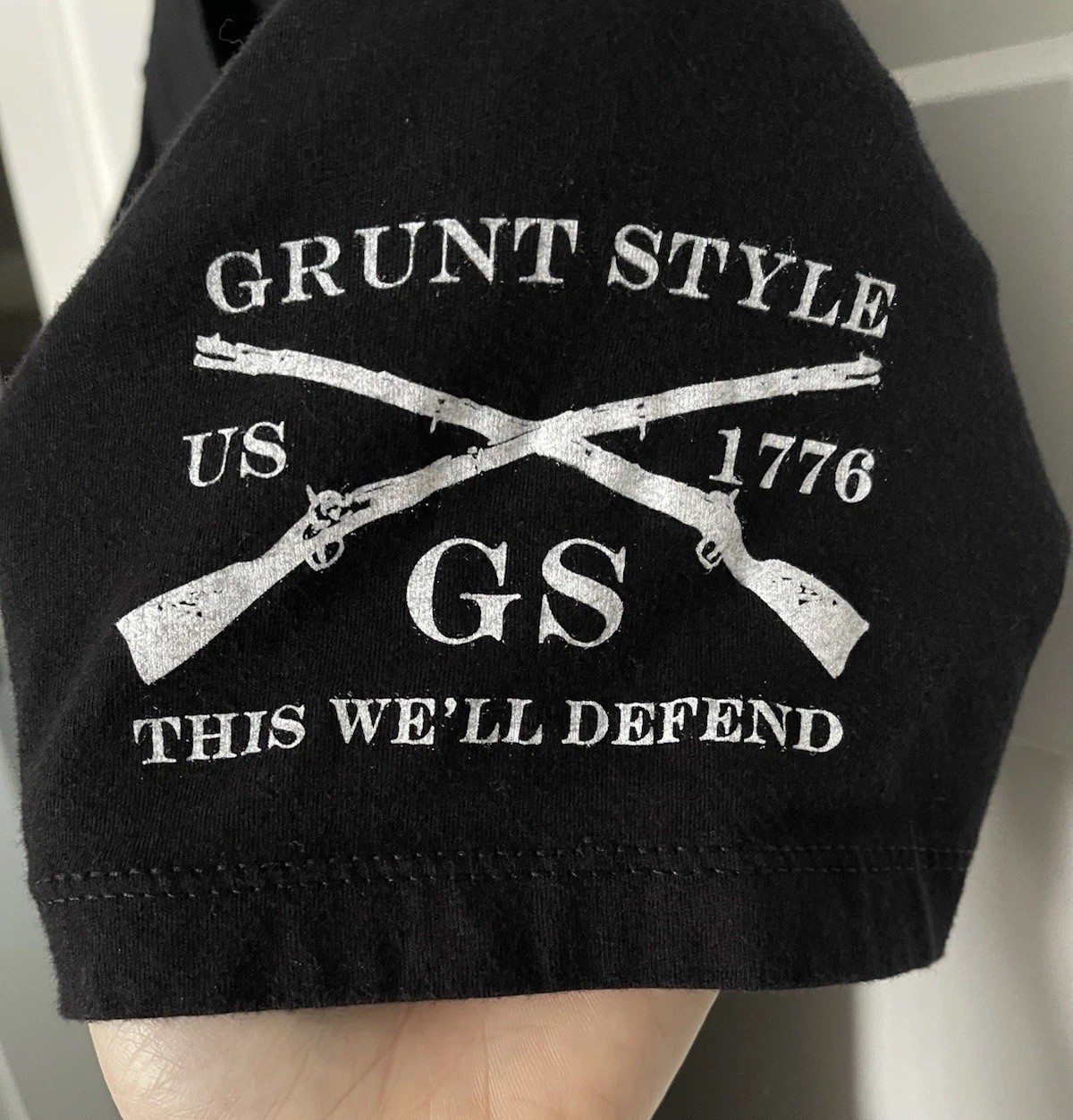 GRUNT STYLE Shirt Black Beautiful Badass Top Women’s LARGE Excellent Condition!!