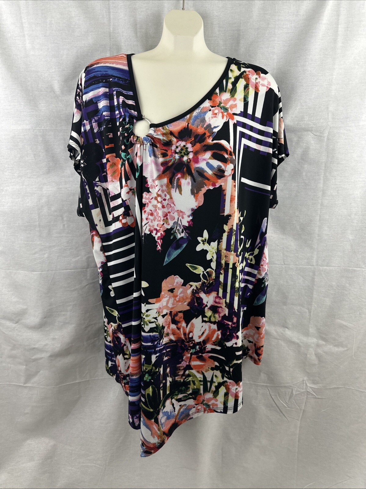 Isela 26/28 Plus Size Blouse **gently worn**